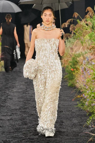 Look 63